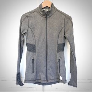 EUC. ROXY long sleeved workout top with cool mesh